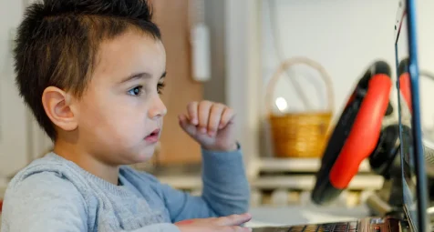 How to Build Child Tracking Solutions that Integrate Privacy and School Life